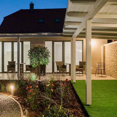 Villa Strokay - Few Minutes Walk From Lake Balaton Keszthely Luaran gambar